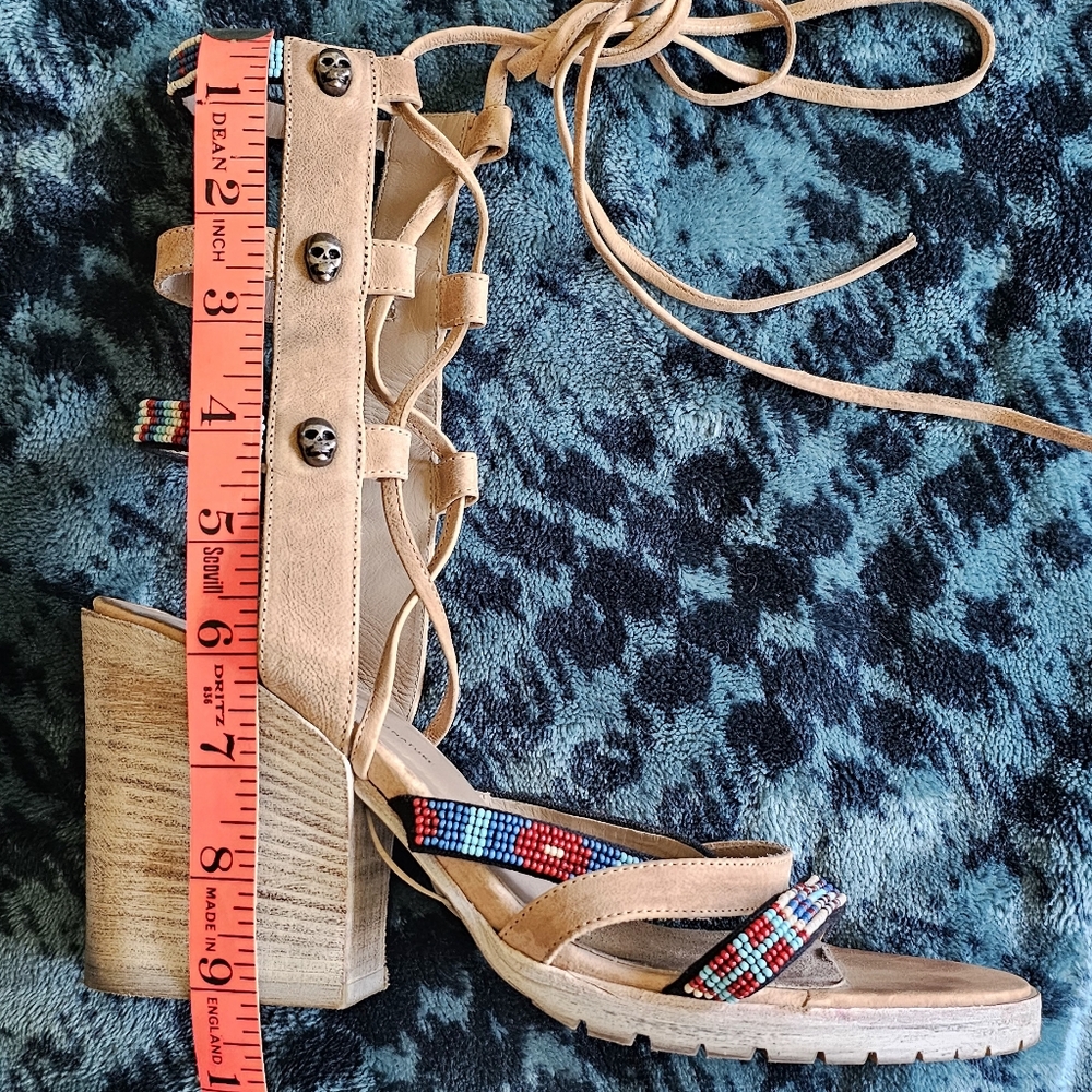 Donald J Pliner beads and scull heels, size 8 B - Picture 9 of 9